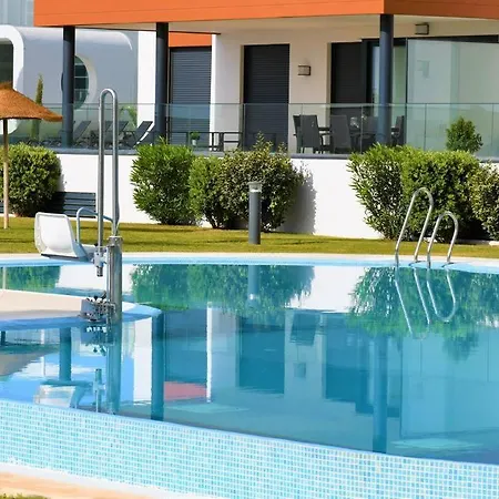 Lägenhet Casa Kerr - Luxury Apt - Sleeps 9 - Los Boliches Málaga