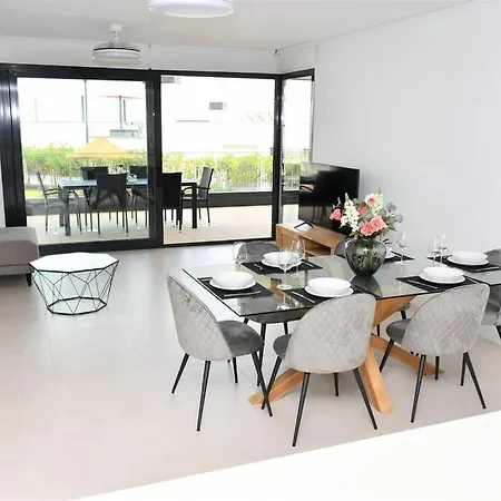 Lägenhet Casa Kerr - Luxury Apt - Sleeps 9 - Los Boliches *