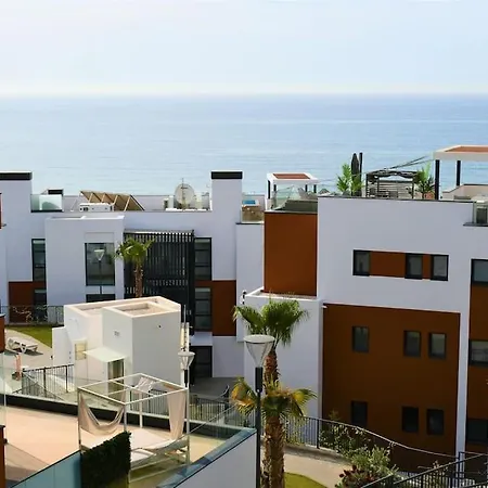 Casa Kerr - Luxury Apt - Sleeps 9 - Los Boliches Lägenhet