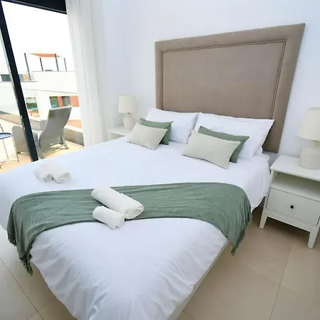 Casa Kerr - Luxury Apt - Sleeps 9 - Los Boliches * 马拉加