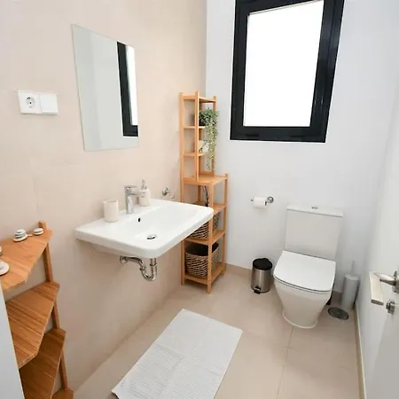 Casa Kerr - Luxury Apt - Sleeps 9 - Los Boliches 马拉加